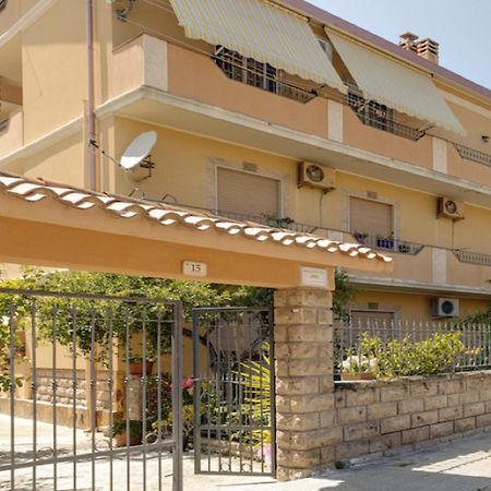 Appartamento Casa Vostra Bosa Luaran gambar