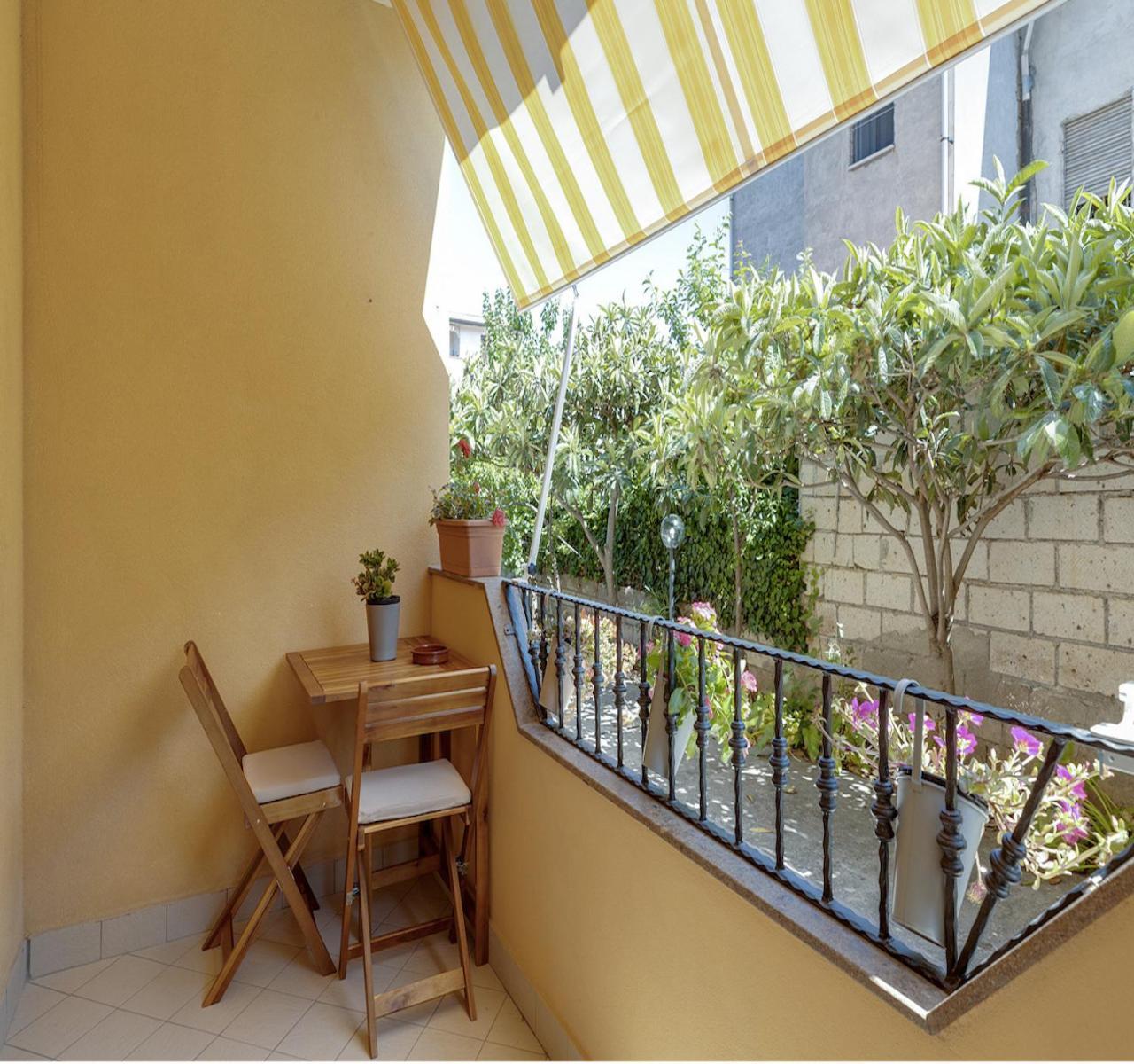 Appartamento Casa Vostra Bosa Luaran gambar